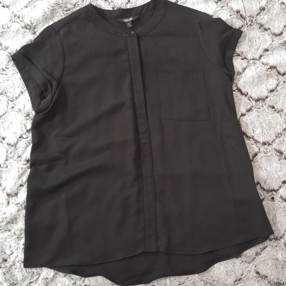 Vera Wang Black Top - Short Sleeve - Size PL
